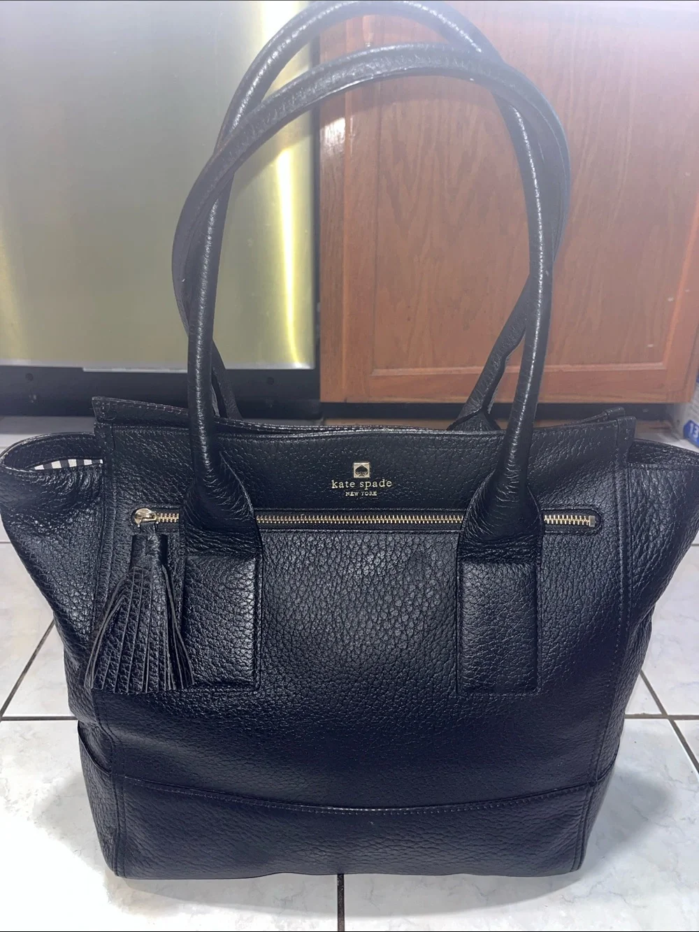 NWOT KATE SPADE NEW YORK SOUTHPORT AVENUE  TOTE BAG IN BLACK PEBBLED LEATHER